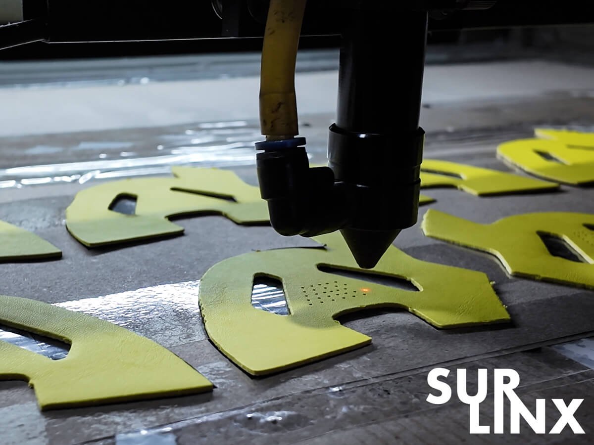 02 Laser Cutting & Positioning